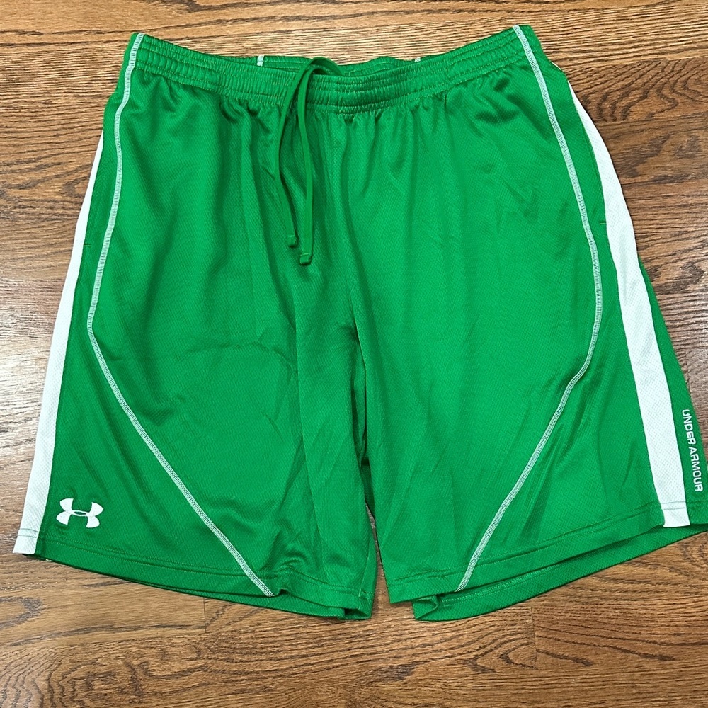 Under Armour Men's Vibrant Green Athletic Shorts XL